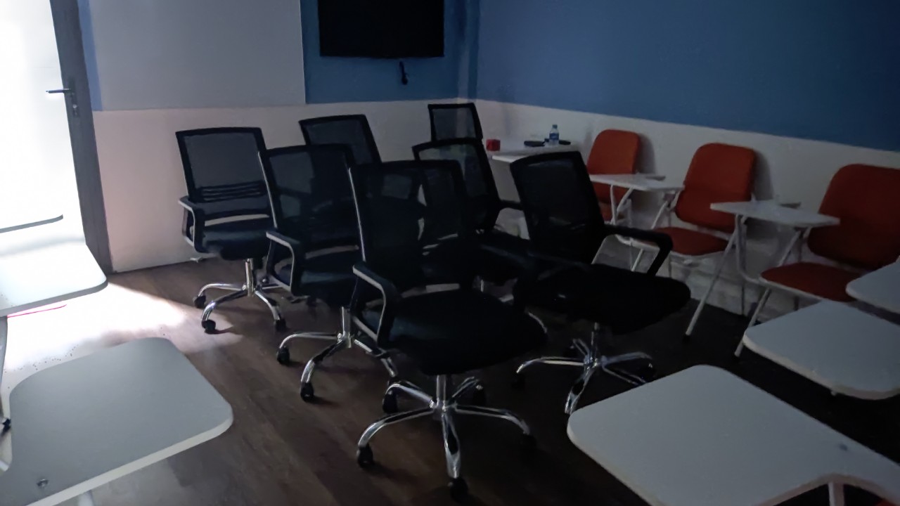 Ghế lưới nhân viên GL119 chân mạ